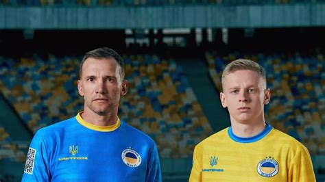 Game 4 Ukraine: Full squads, kick.